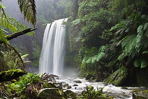300px-Hopetoun_falls