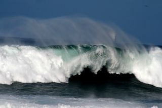 Awesome Wave